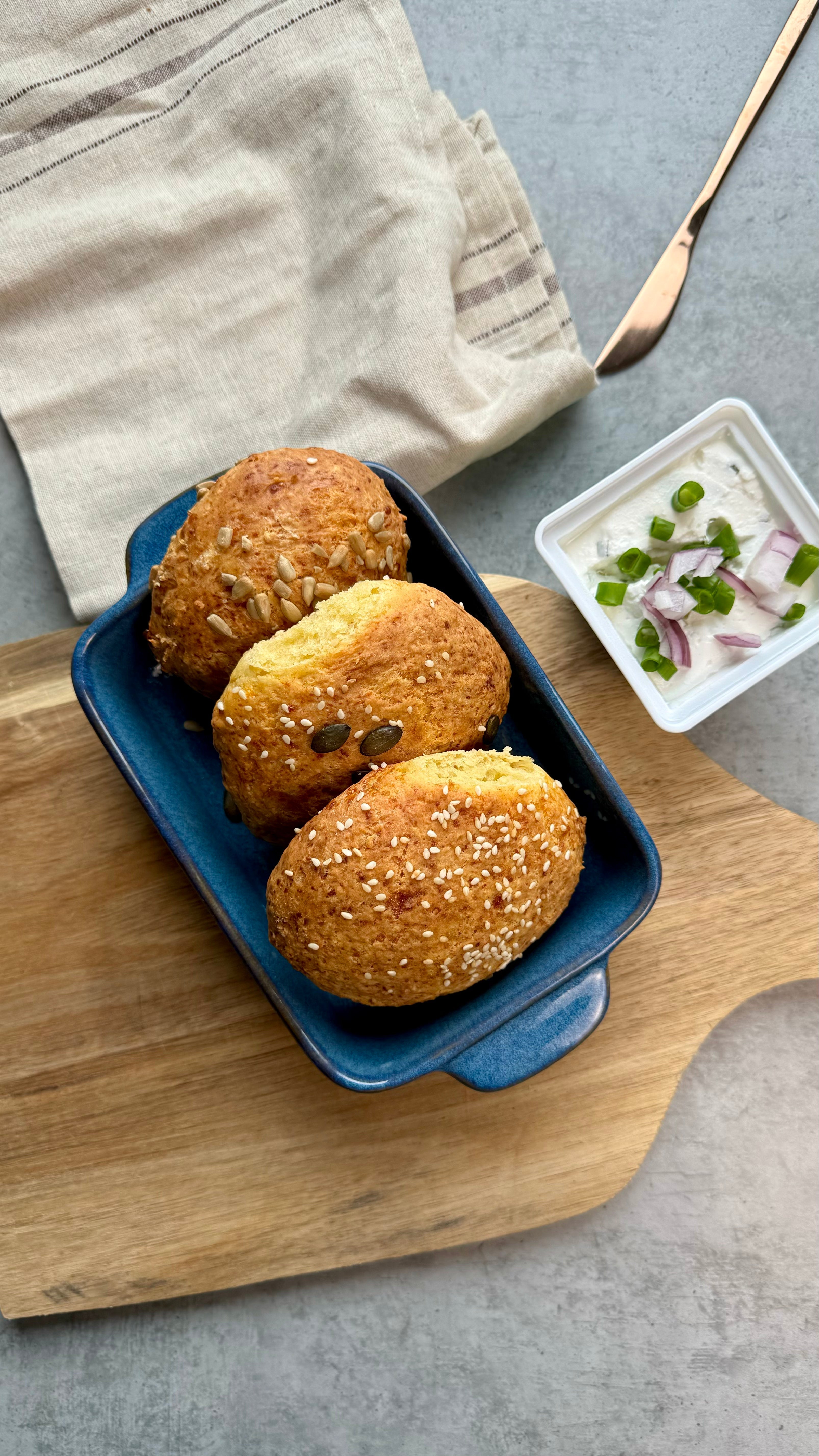 Wysokobiałkowe bułki z idealnym makro – aż 19 g białka w jednej!